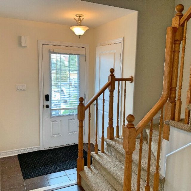 ATTN INVESTORS! Executive Townhome 10 Mins To Brock University!