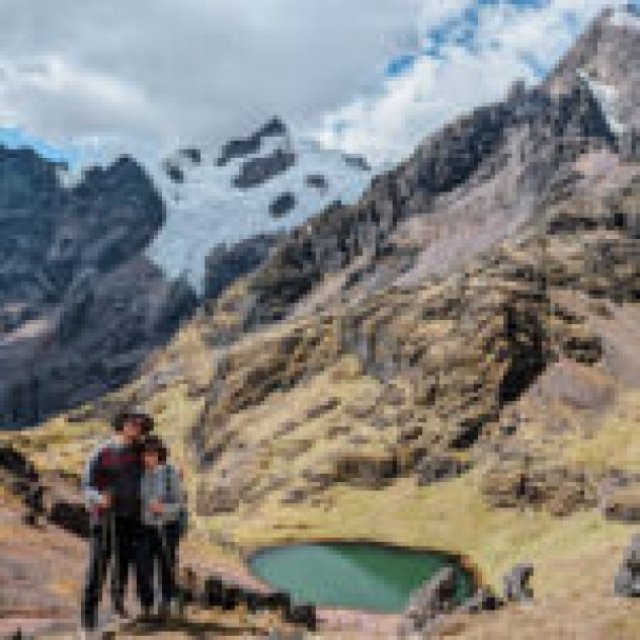 Classic Inca Trail to Machu Picchu 4 Days