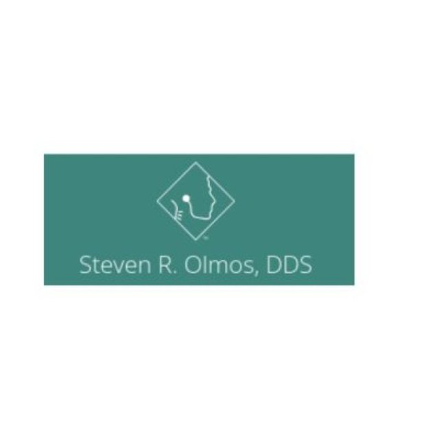 Dr. Steven Olmos