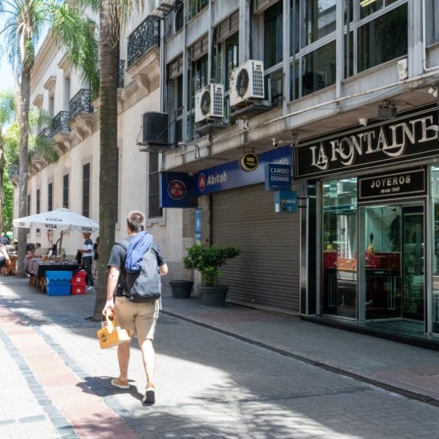 Guía completa para comprar y vender oro en Uruguay