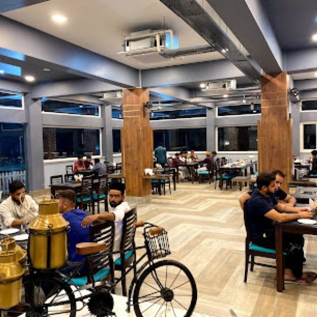 Aaoji Restaurant & Cafe