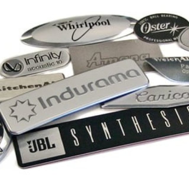 Custom Printing Brings Precision and Professionalism to Every Tag and Plate