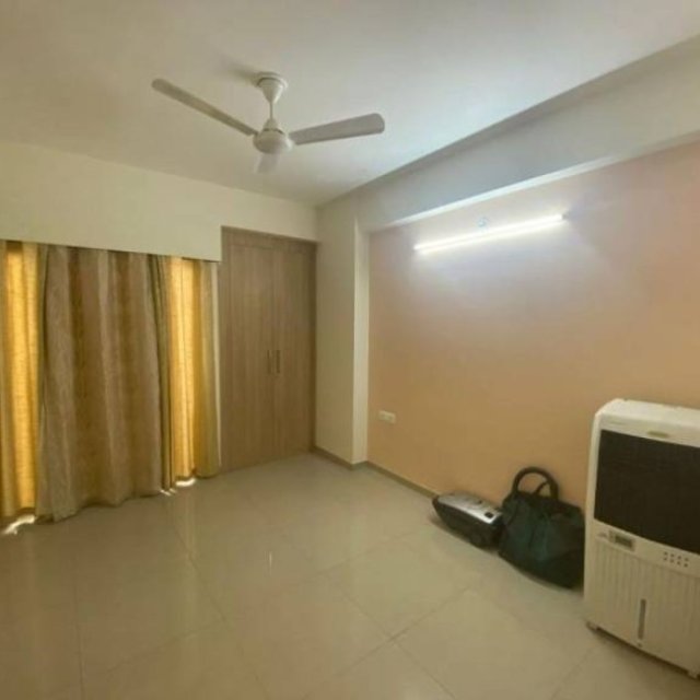Want to buy the best budget-friendly builder floor
