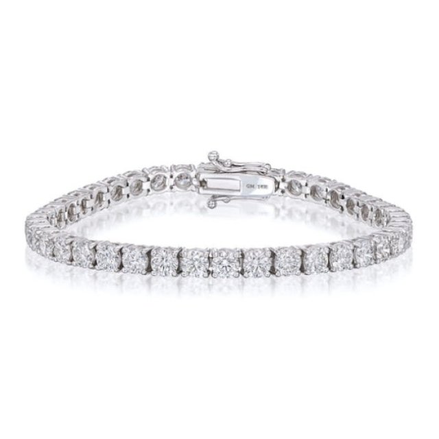 Women’s Diamond Tennis Necklace Elegant and Luxurious Jewelry for Special Occasions