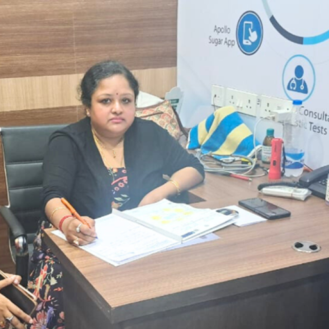 Dr. Sushmita Pal, MD physician , Diploma in Family Medicine II Shapoorji New Town II