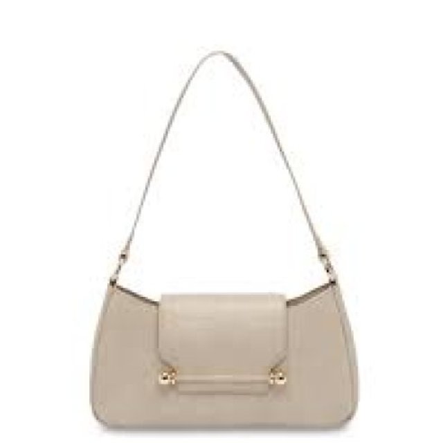Shop Handbags Near Me