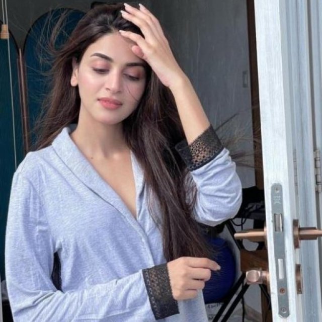 VIP Escorts in Delhi | Priyanka Jaiswal