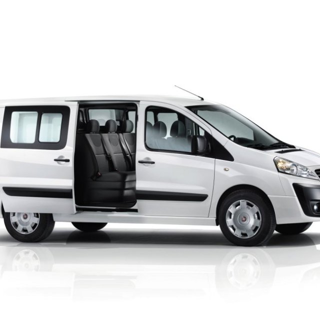 Guide to Finding the Right 9 Seater Car for Your Budget