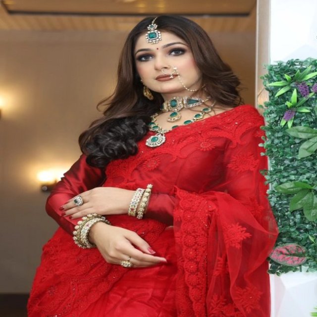 Look Gorgeous with Saheli Bridal Point, The Famous Salon in Meerut for Every Bride