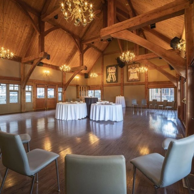 Discover Stunning Hotels in Banff Alberta for a Scenic Mountain Escape