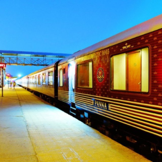 Maharajas’ Express : Luxury Train of India