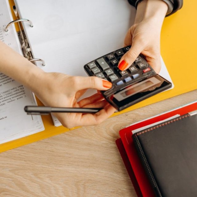 Why Bookkeeping Jobs are Declining: The Age of Automation and Evolution