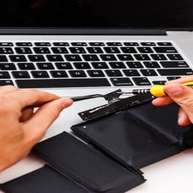 Computer Repair Services - Laptop Screen Replacement Adelaide