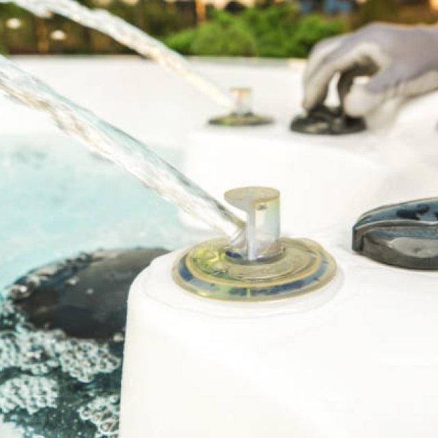 | Pool and Hot Tub Maintenance Services | Pressure washing service in North Vancouver, BC