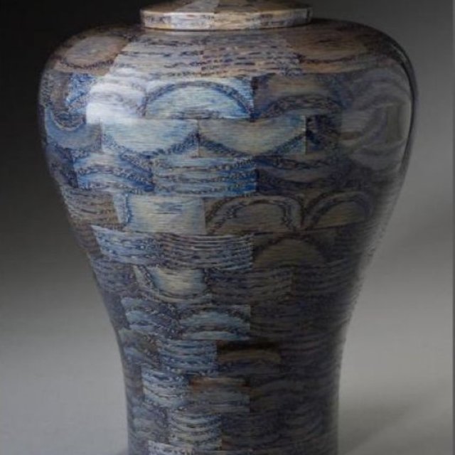 Elegant Tributes With Wooden Dog Urns