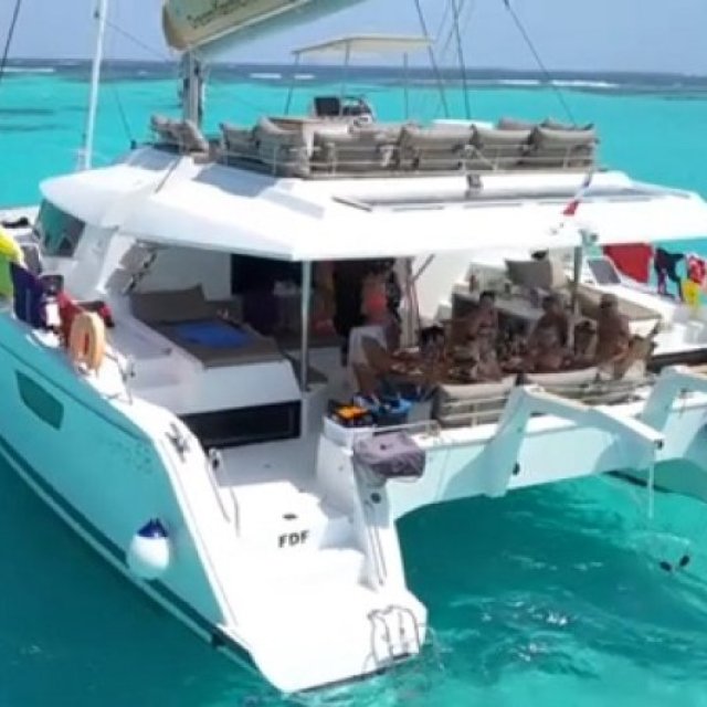 Lowest Price Catamaran Sailing Options in the Sea of Cortez La Paz
