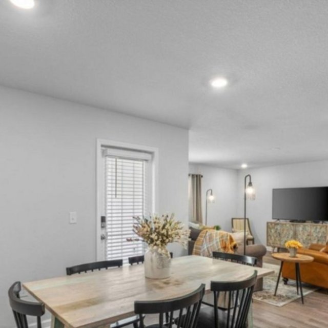 Experience Exceptional Waterfront Homes in Gulf Breeze, FL