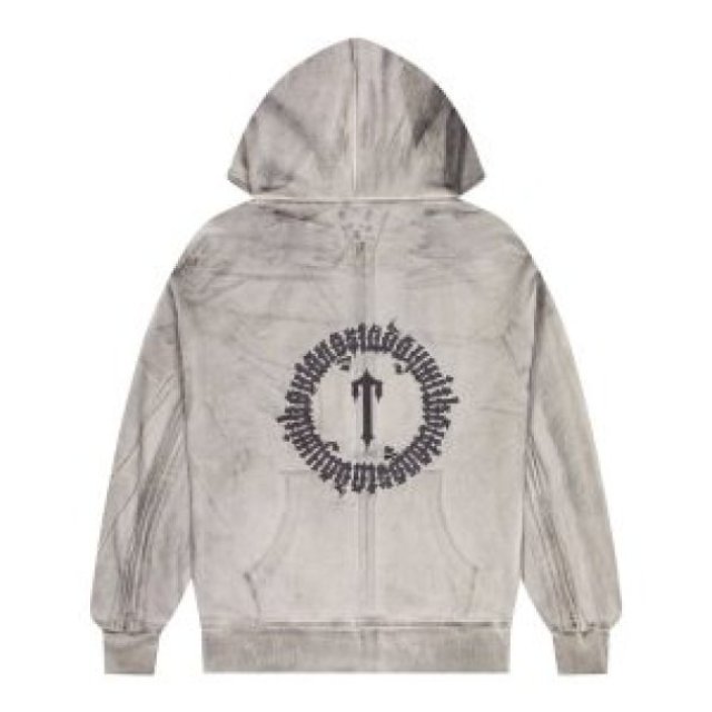 Trapstar Italia: The Rise of a Streetwear Icon in Italian Urban Fashion