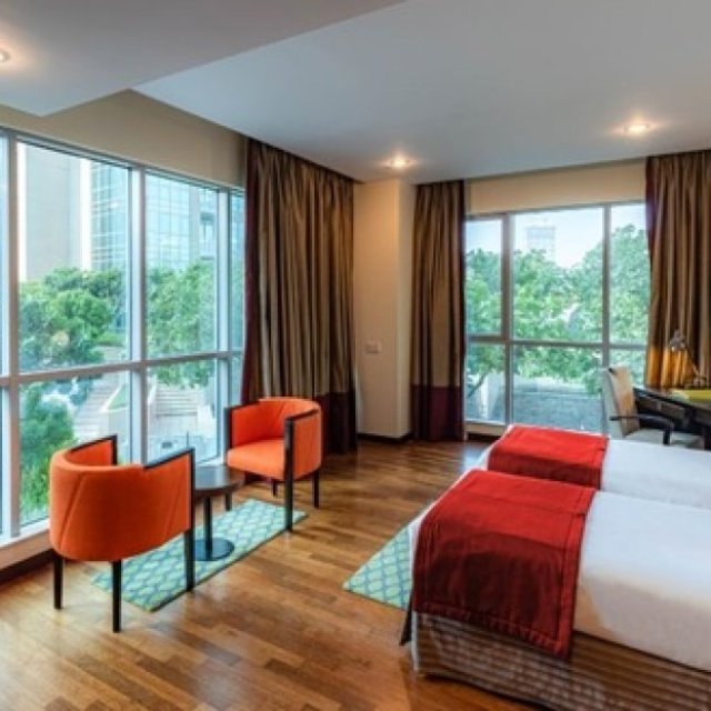 Prime Location Stay at a Hotel in Dubai Near Burj Khalifa