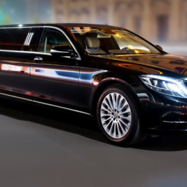 Limousine Service Los Angeles | Paramount Limo