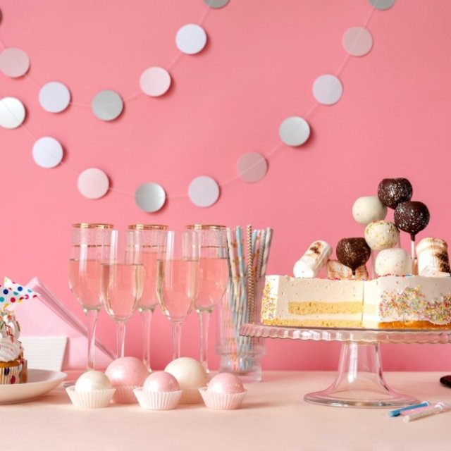 CC’s Sweet Sensations Bakery & Cakes